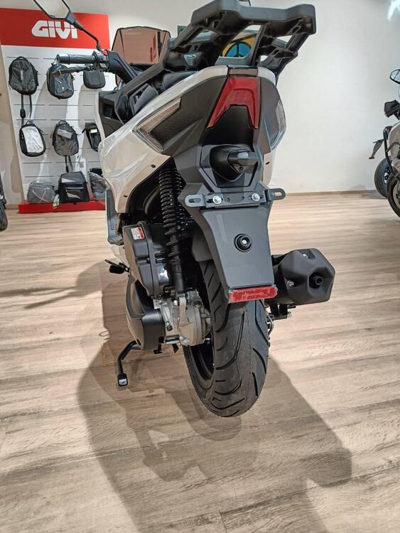 Morbidelli SC125 (2024 - 25) (4)