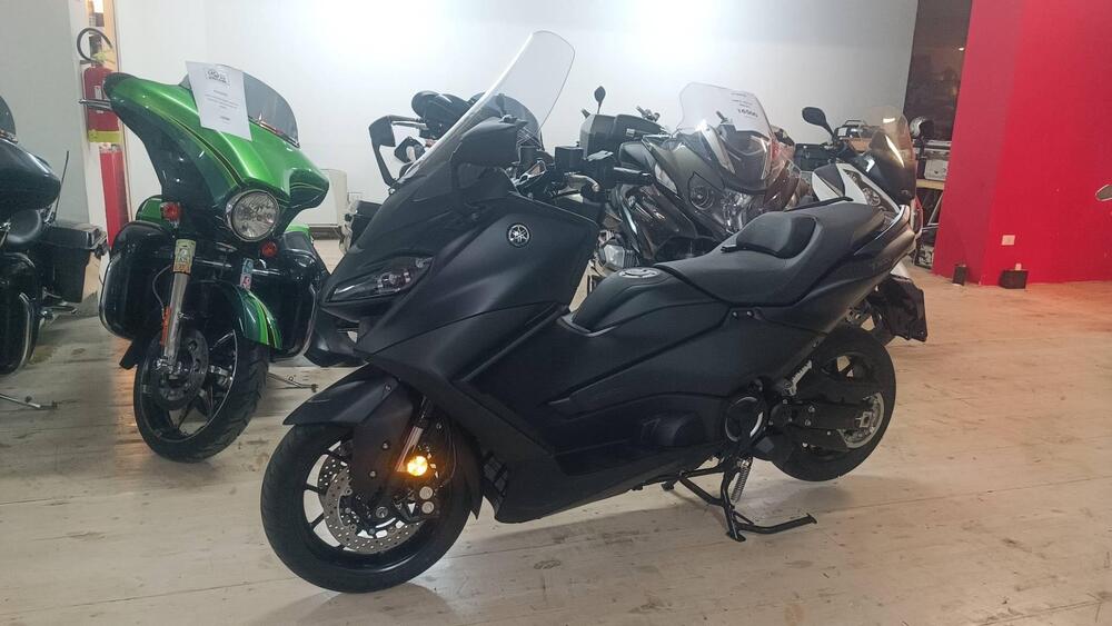 Yamaha T-Max 560 (2022 - 24) (3)