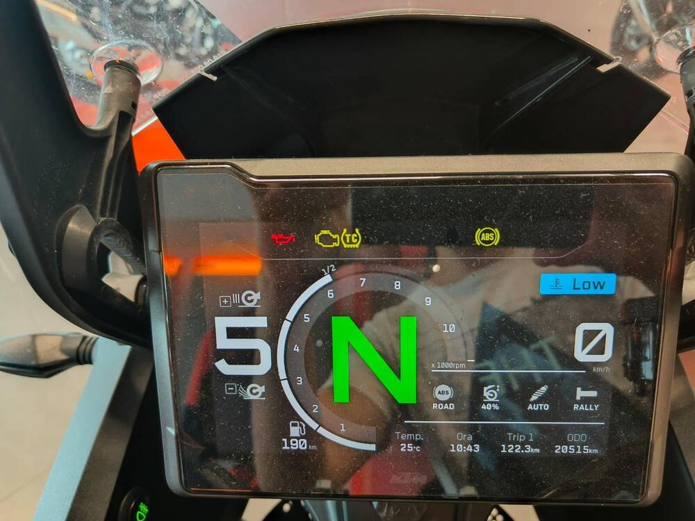 KTM 1290 Super Adventure S (2022 - 25) (3)