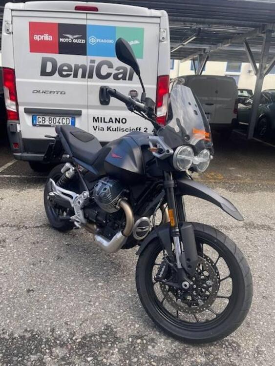 Moto Guzzi V85 Strada (2024 - 25)
