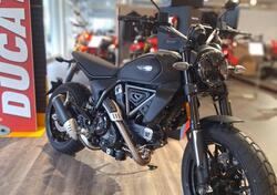 Ducati Scrambler 800 Icon Dark (2025) nuova