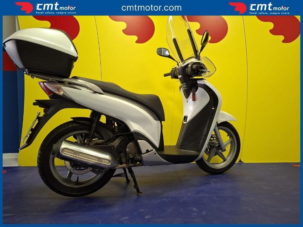 Honda SH 150 i (2009 - 12) (4)