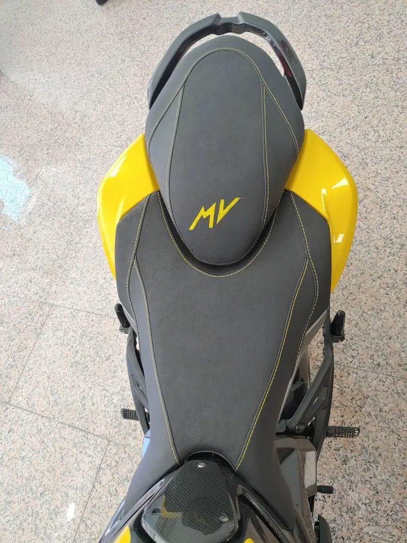 MV Agusta Brutale 800 RR (2017 - 20) (7)