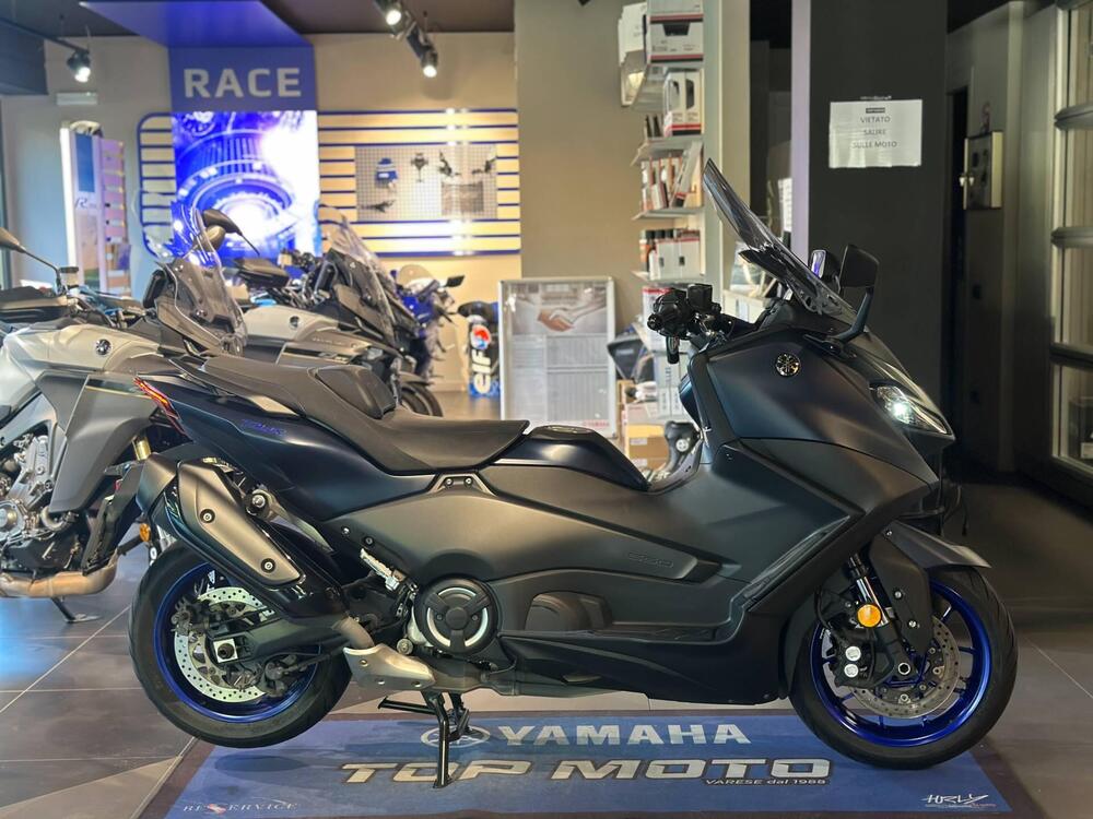 Yamaha T-Max 560 (2022 - 24)