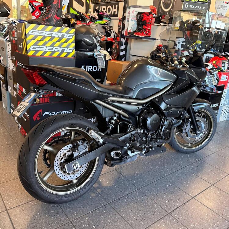 Yamaha XJ6 Diversion (2009 - 15) (3)