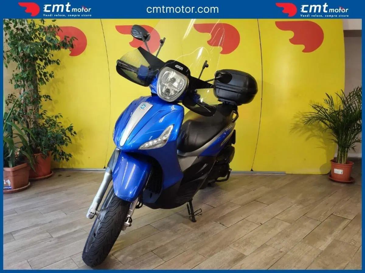 Piaggio Beverly 300 S i.e. ABS-ASR (2016 - 20) (2)
