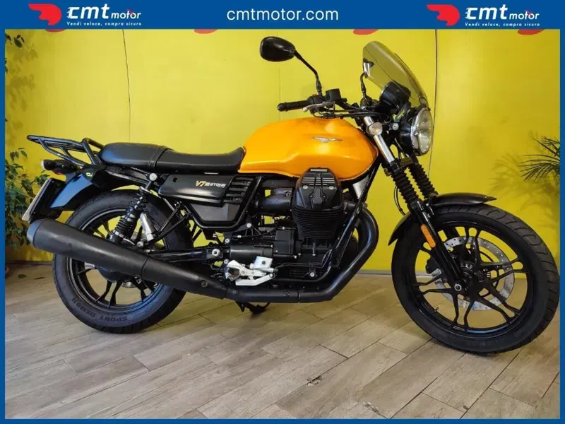 Moto Guzzi V7 III Stone (2017 - 20)