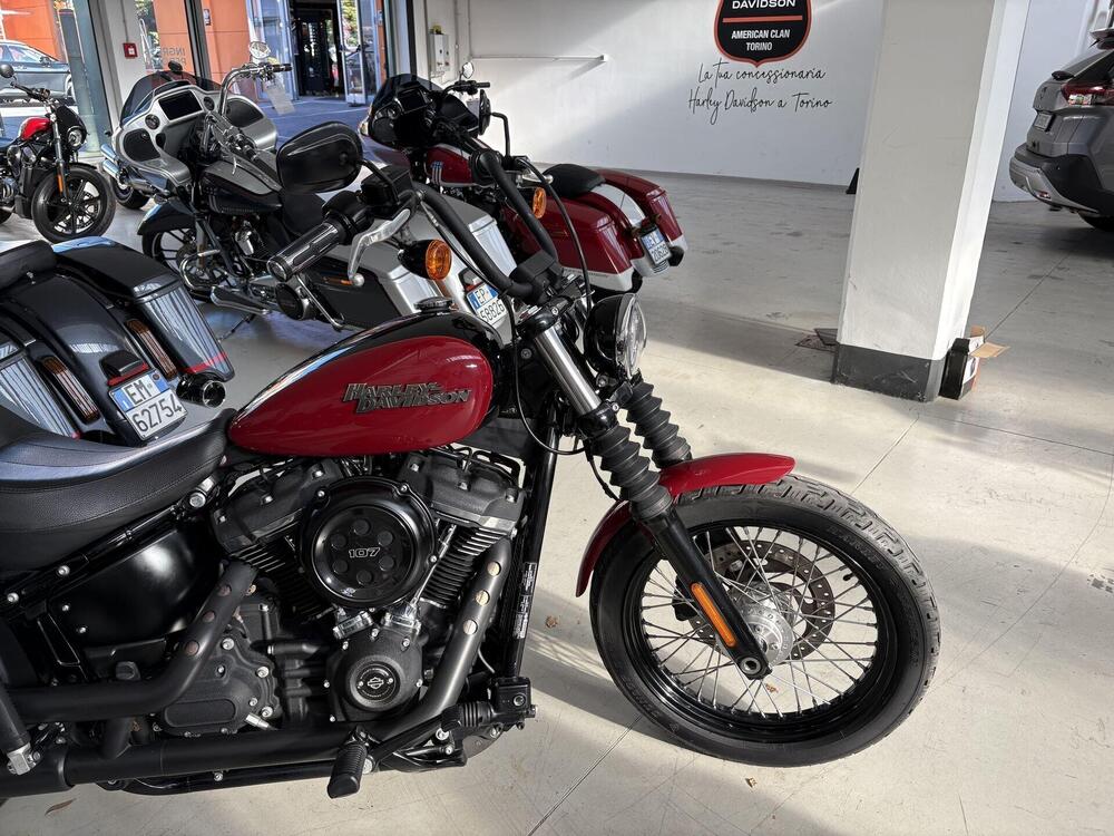Harley-Davidson 107 Street Bob (2018 - 20) - FXBB (2)