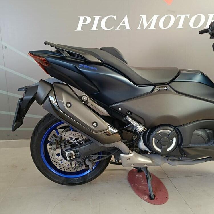 Yamaha T-Max 560 (2022 - 24) (2)