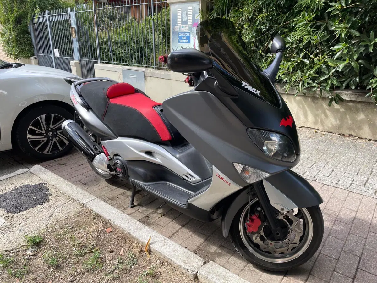 Yamaha T-Max 500 Black Max (2006 - 07) (2)