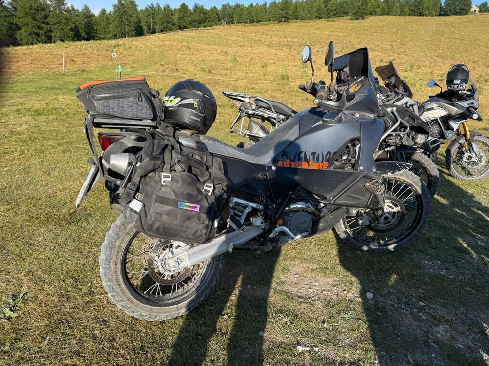 KTM 990 Adventure (2006 - 08) (2)