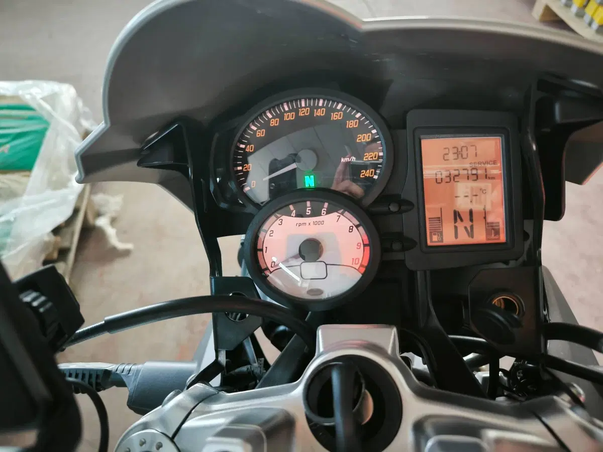 Bmw F 800 R (2012 - 14) (10)