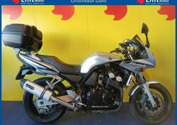 Yamaha FZS 600 Fazer (2002 - 03) usata