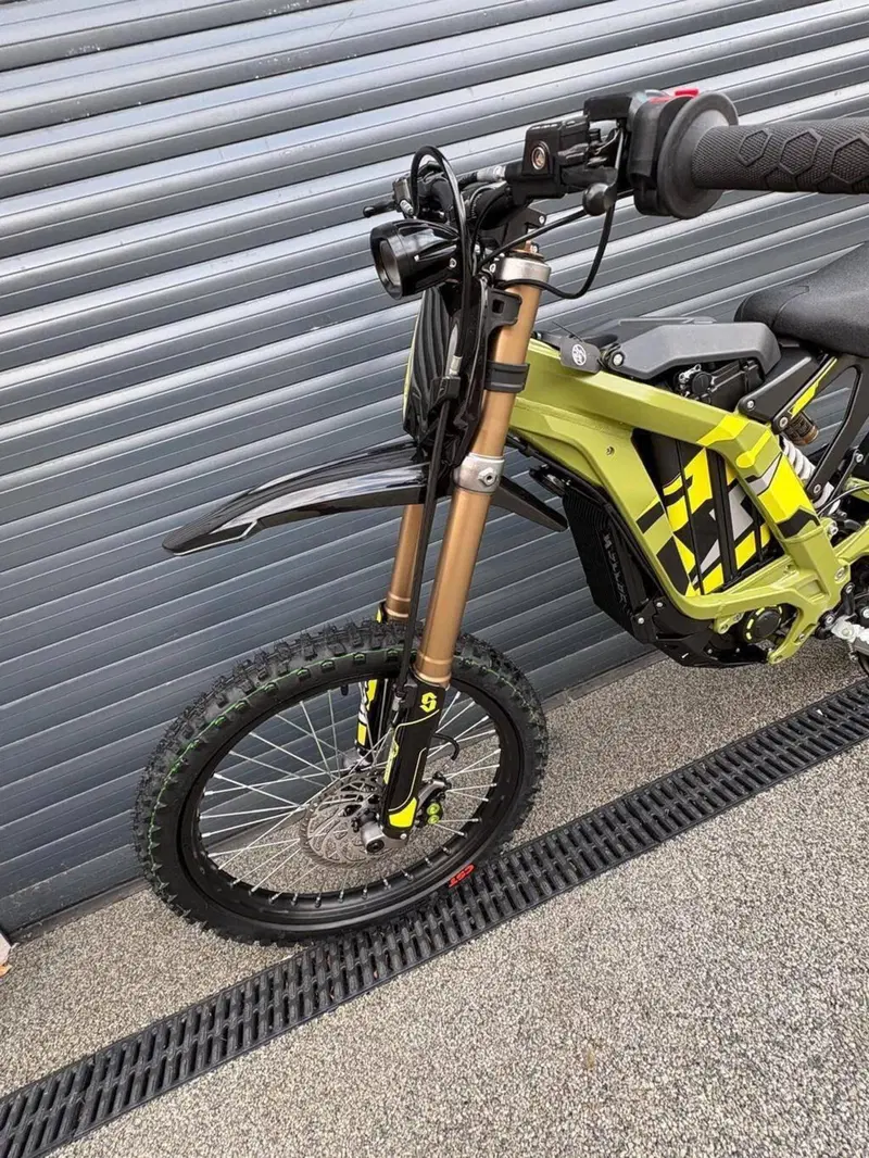 Sur - Ron Light Bee (2019 - 24) (6)