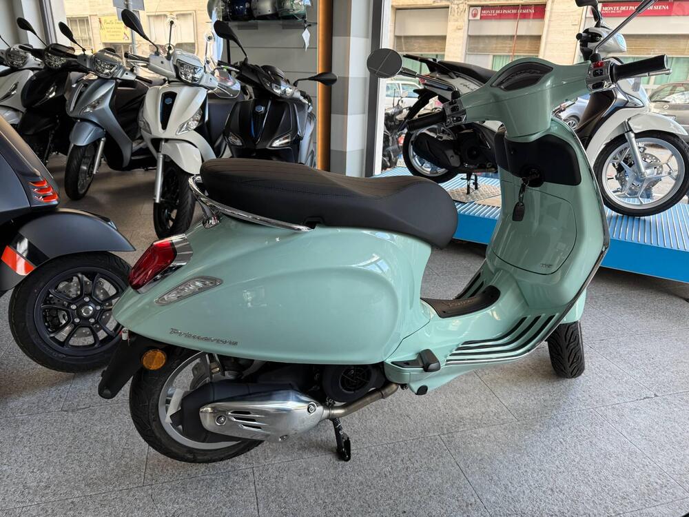Vespa Primavera 125 (2024 - 25) (3)