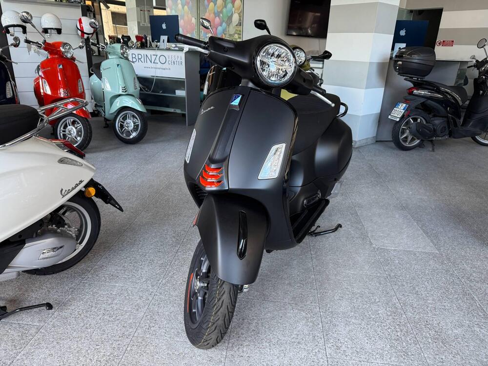 Vespa GTS 310 Supersport (2025) (2)