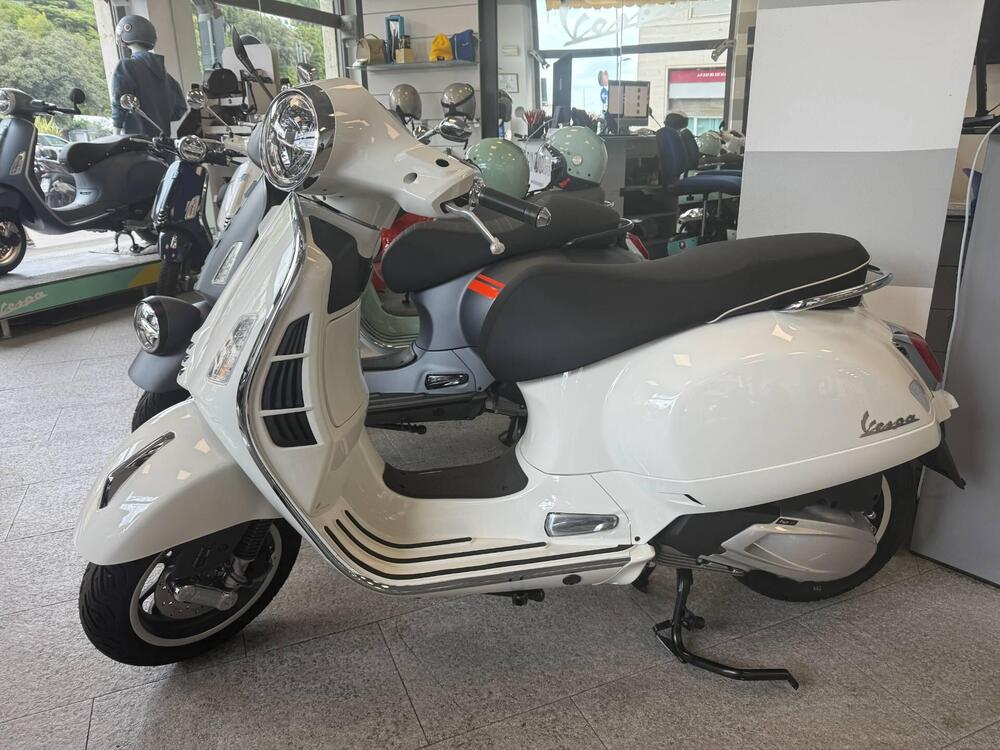 Vespa GTS 310 Super (2025)