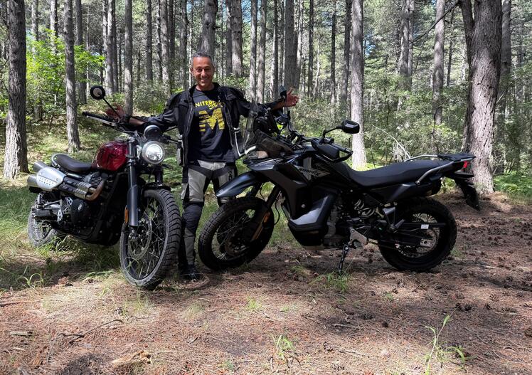 Moto standard o ribassata? Vi spieghiamo come scegliere l’assetto più adatto [VIDEO]