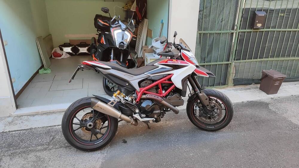 Ducati Hypermotard 821 SP (2013 - 15) (4)