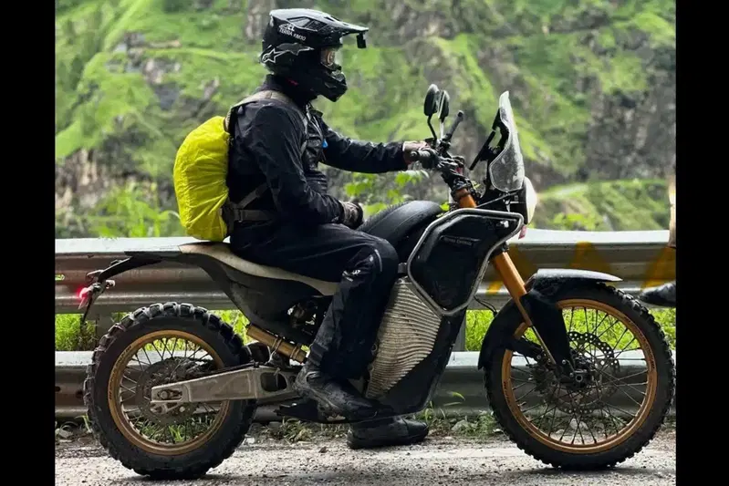 Himalayan Electric durante i test