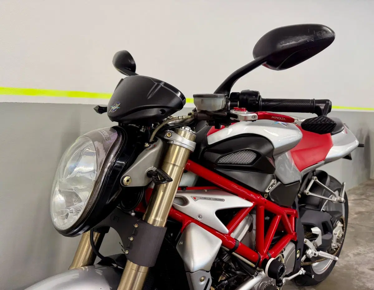 MV Agusta Brutale 910 S (2005 - 11) (11)