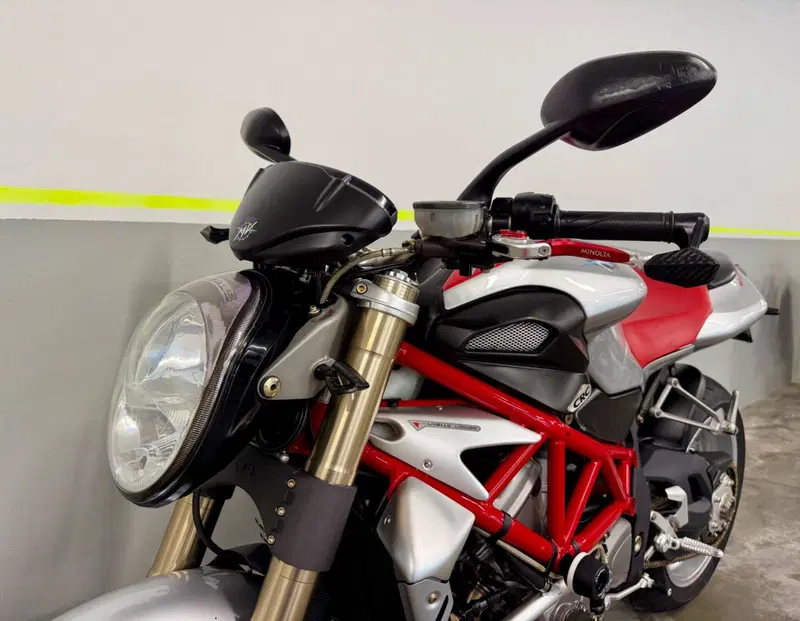 MV Agusta Brutale 910 S (2005 - 11) (11)