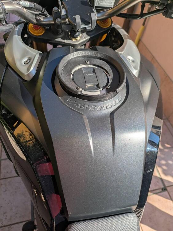 Suzuki V-Strom 1000 (2006 - 16) (4)