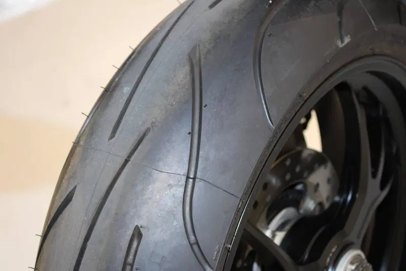 Ducati Hypermotard 950 SP (2022 - 25) (8)