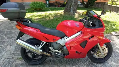 Honda VFR 800 (1998 - 01) usata