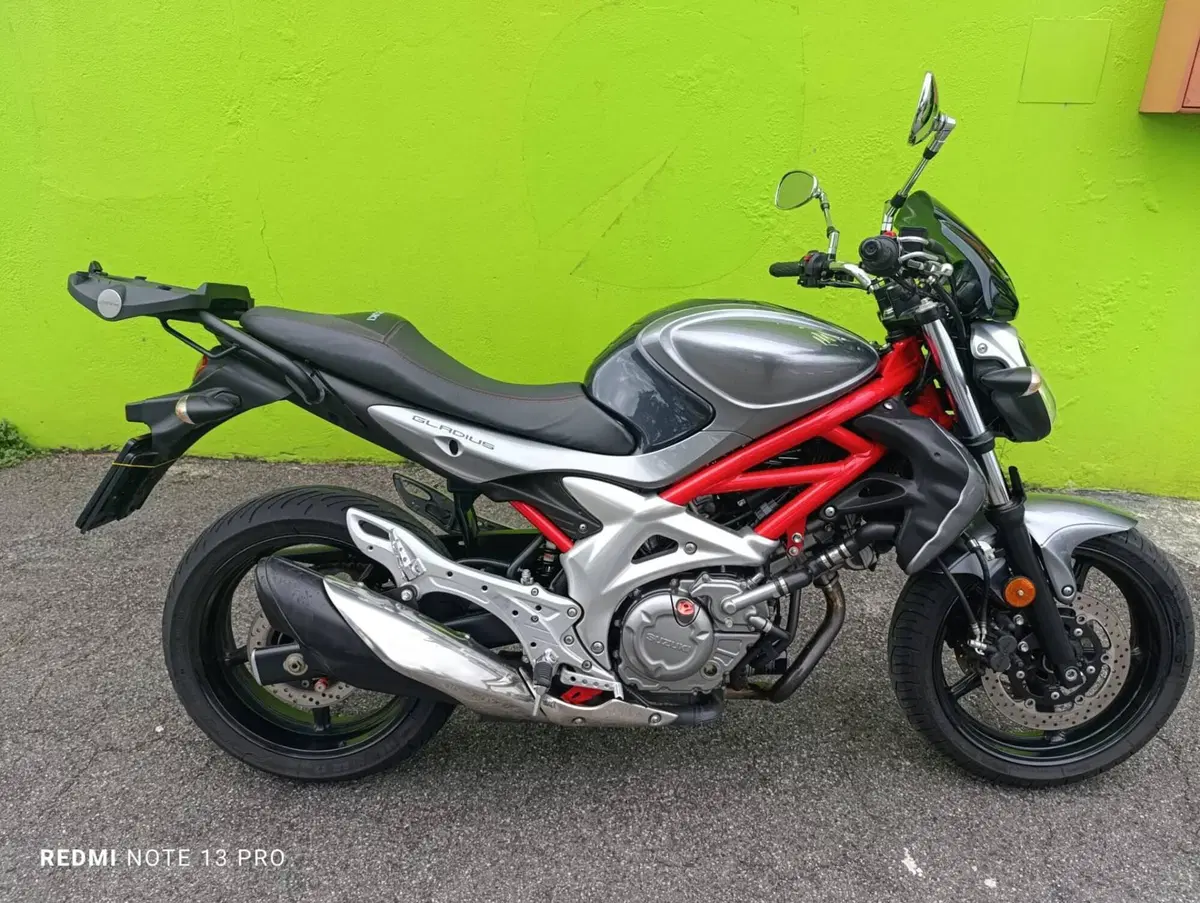Suzuki Gladius 650 SFV (2009 - 15)