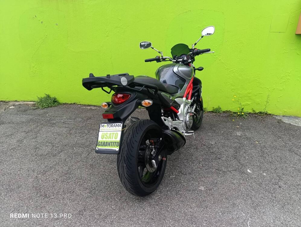 Suzuki Gladius 650 SFV (2009 - 15) (3)