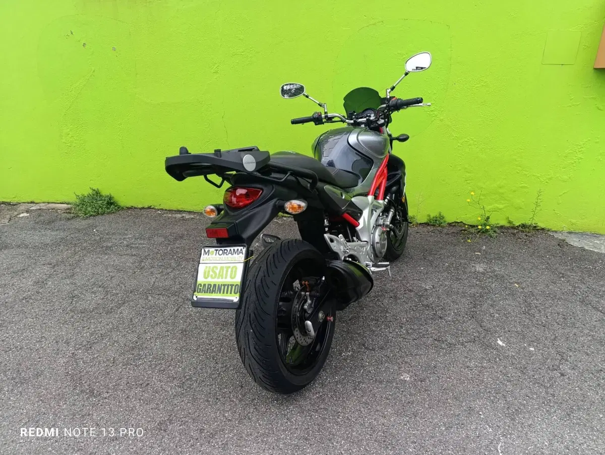 Suzuki Gladius 650 SFV (2009 - 15) (3)