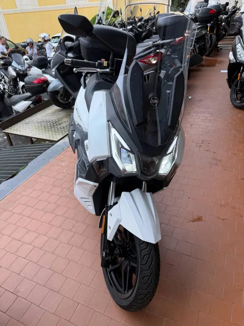 Sym Joyride 300 (2022 - 24) (6)