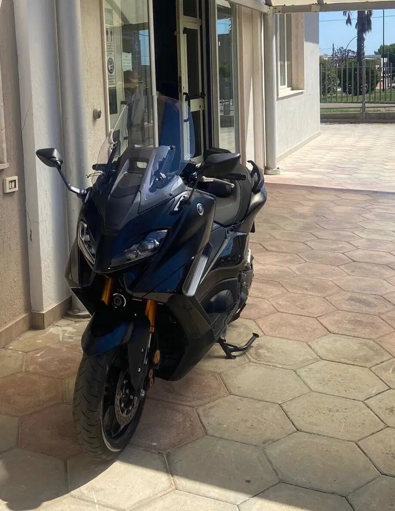 Yamaha T-Max 560 Tech Max (2022 - 24)
