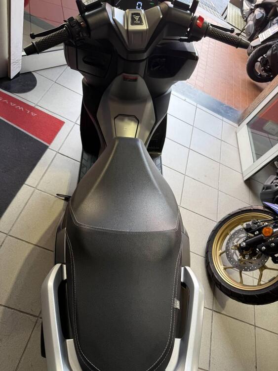 Voge Sfida SR1 ADV (2023 - 25) (4)