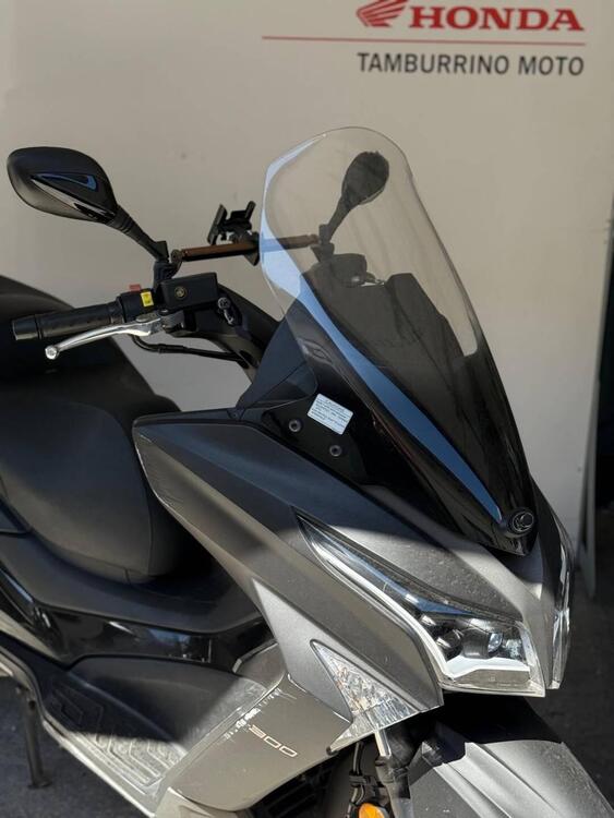 Kymco X-Town 300i (2021 - 24) (5)