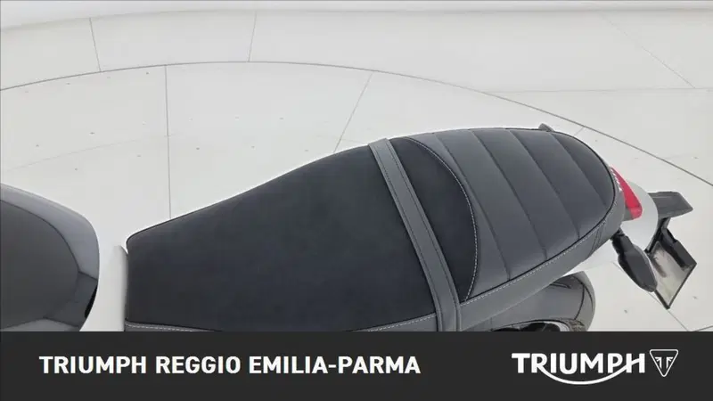 Triumph Speed Twin 1200 RS (2025 - 26) (13)