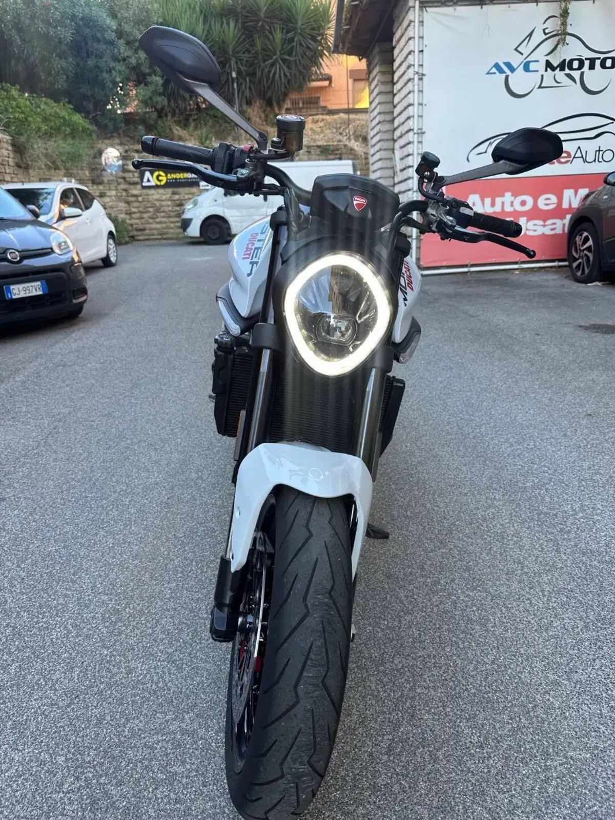 Ducati Monster 937 + (2021 - 25) (2)