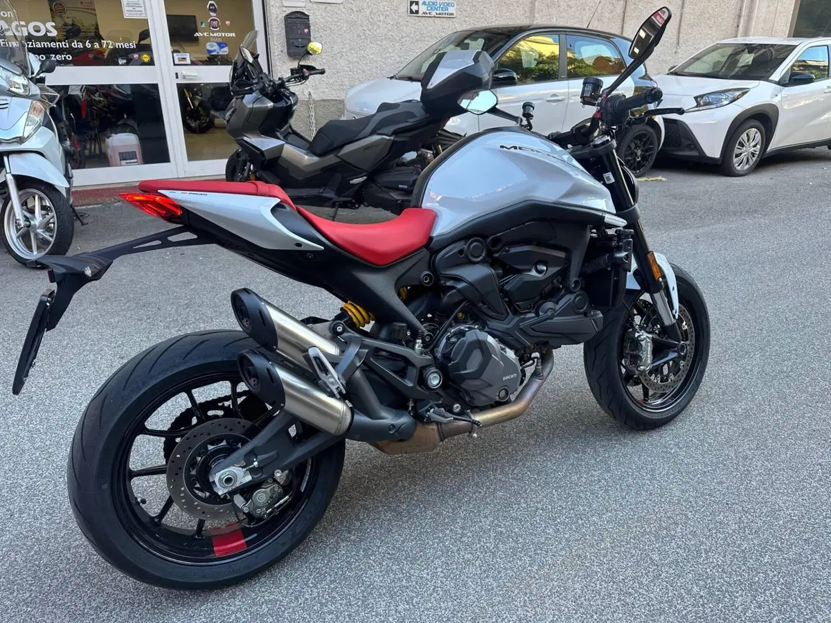 Ducati Monster 937 + (2021 - 25) (6)