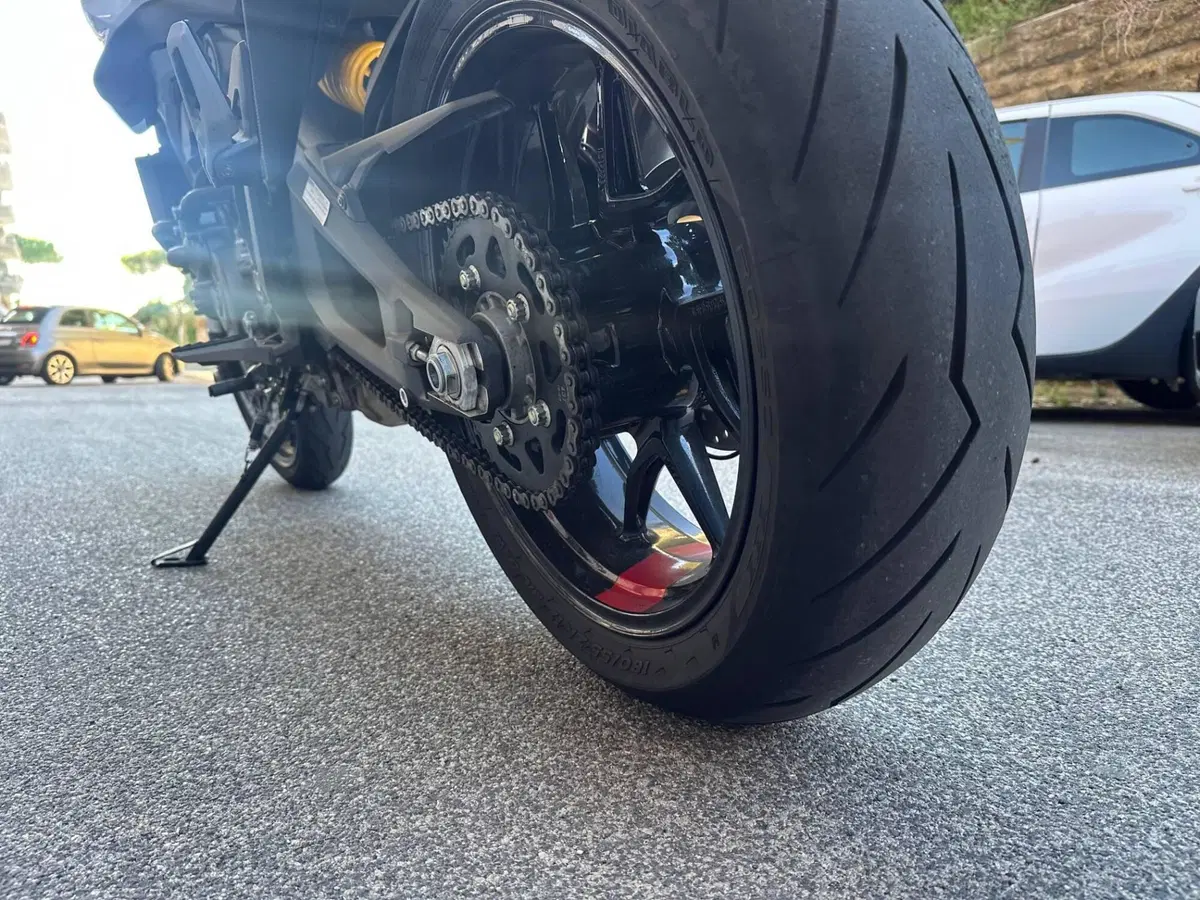 Ducati Monster 937 + (2021 - 25) (11)