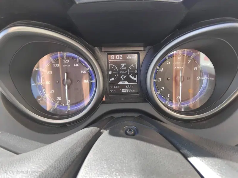 Yamaha T-Max 560 Tech Max (2022 - 24) (8)