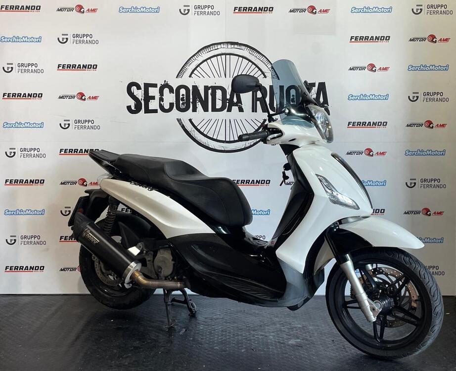 Piaggio Beverly 350 ABS (2016 - 20) (3)