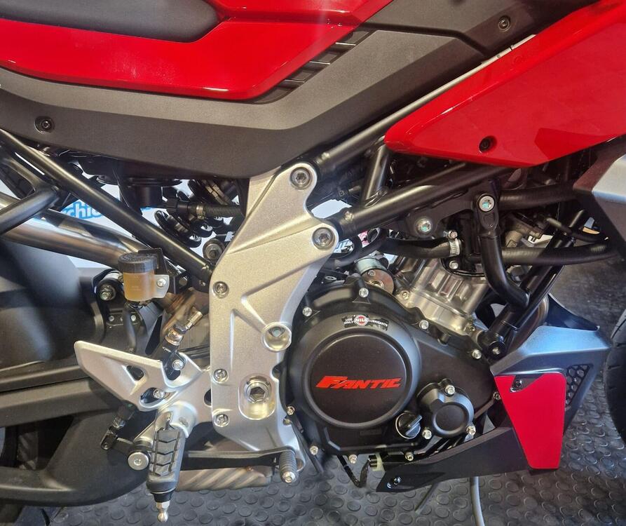 Fantic Motor Stealth 125 (2025) (4)