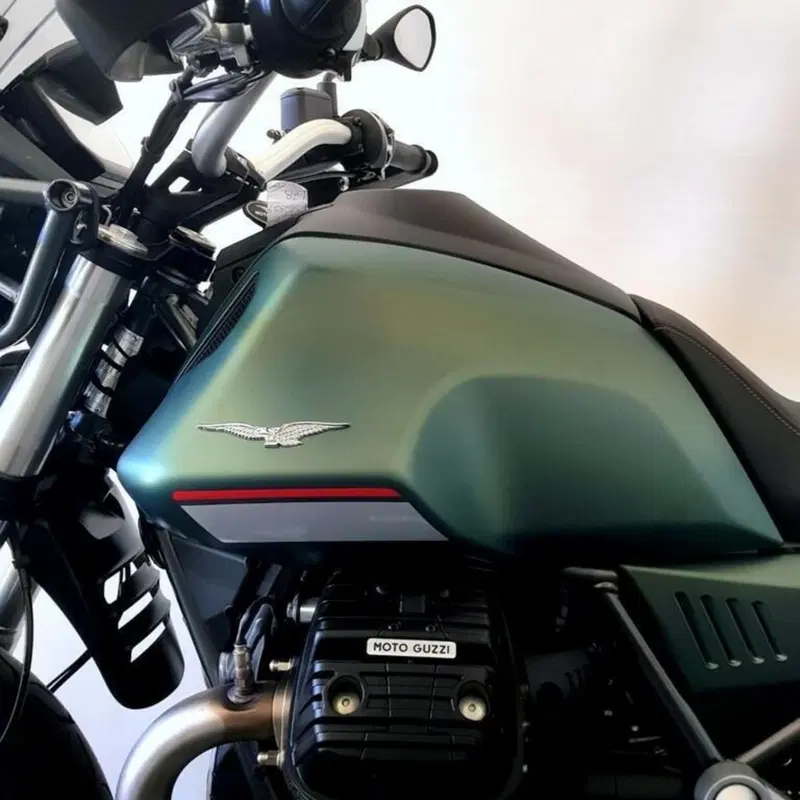 Moto Guzzi V85 TT (2021 - 23) (9)