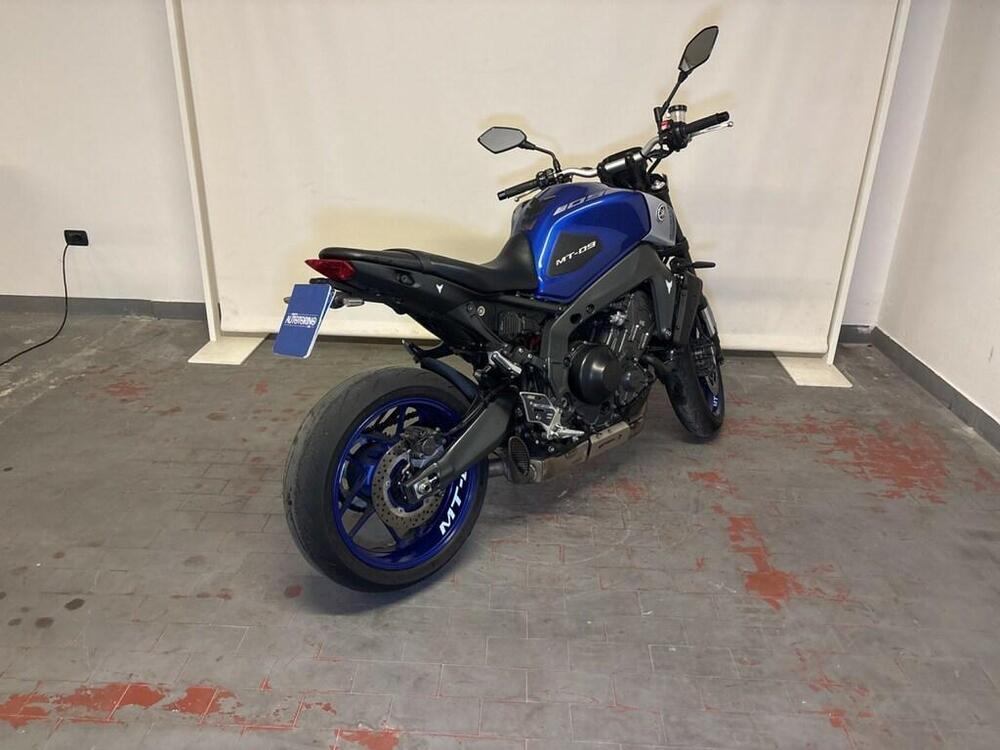 Yamaha MT-09 (2021 - 23) (4)
