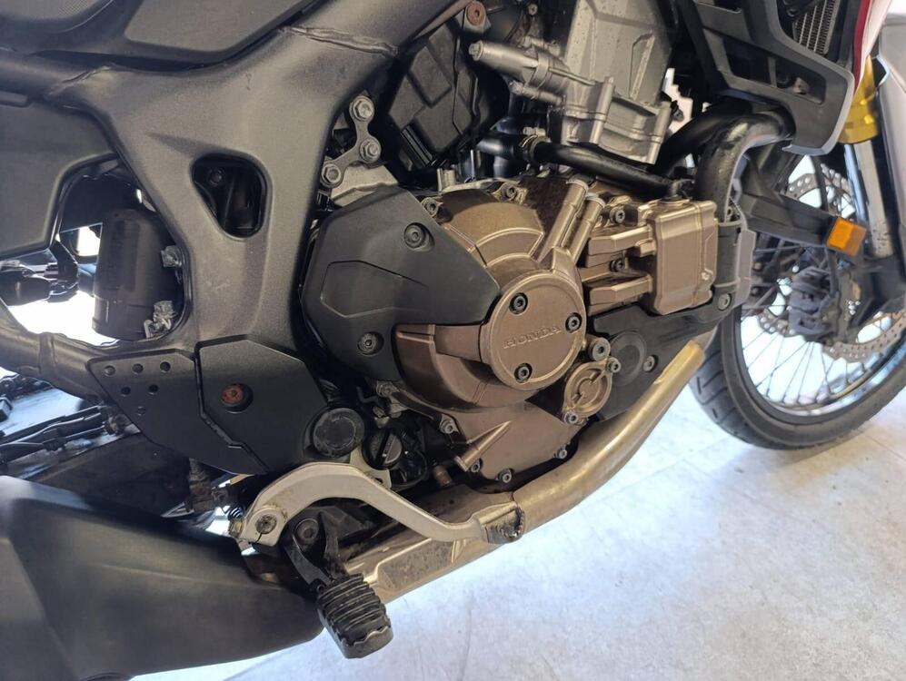 Honda Africa Twin CRF 1000L DCT ABS (2016 - 17) (4)