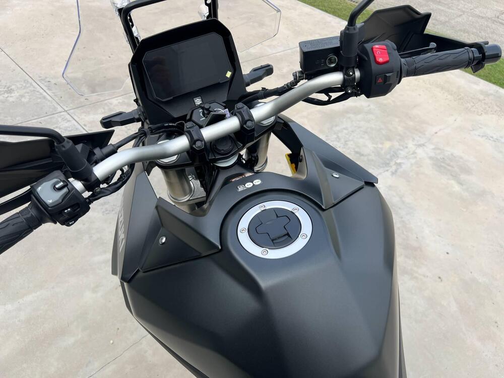 Suzuki V-Strom 800SE (2025) (4)