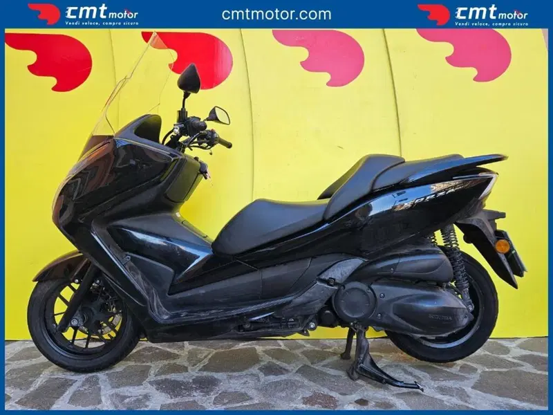 Honda Forza 300 ABS (2013 - 17) (3)