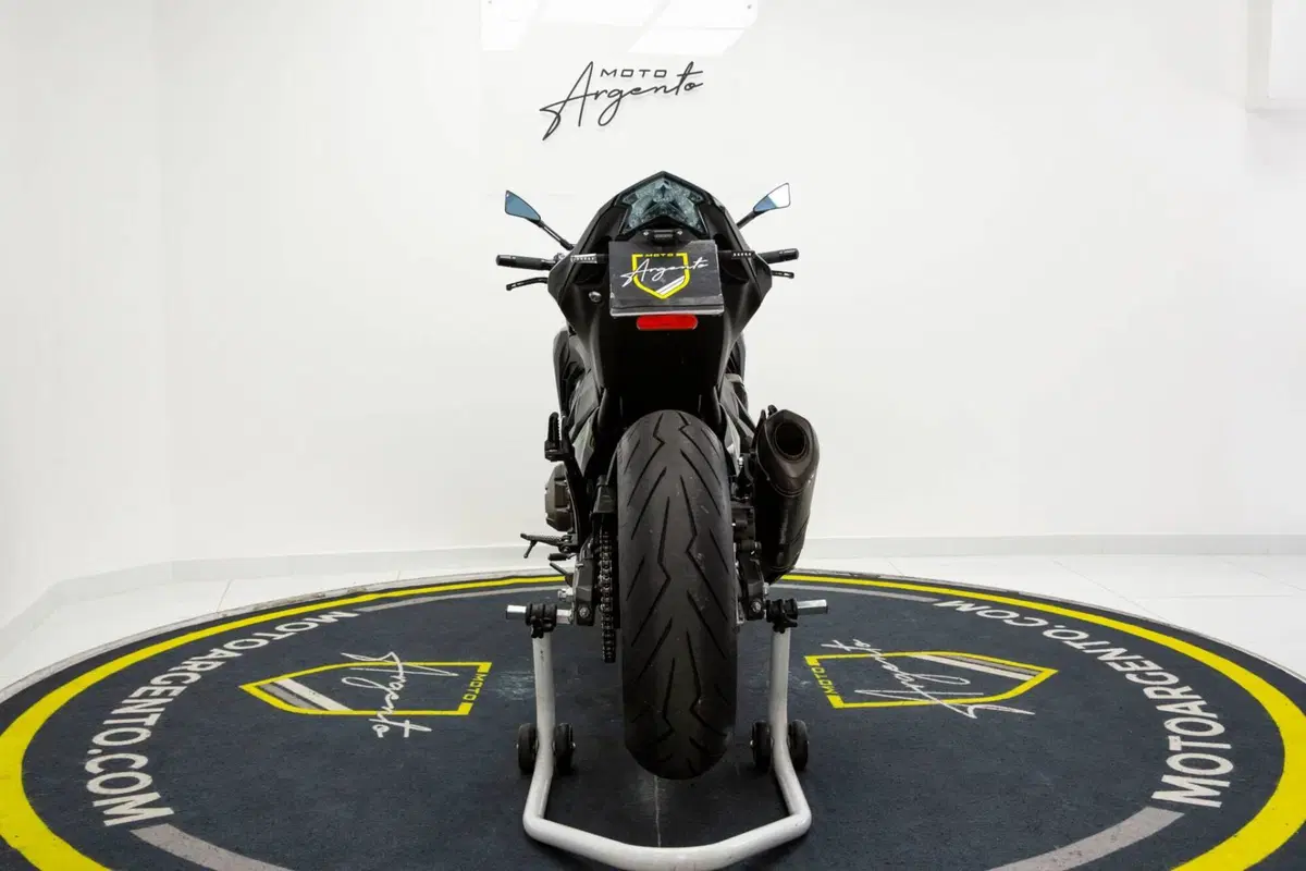 Kawasaki Z 800 Performance (2013 - 13) (8)