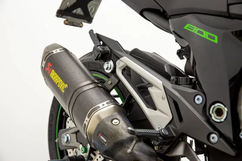 Kawasaki Z 800 Performance (2013 - 13) (12)